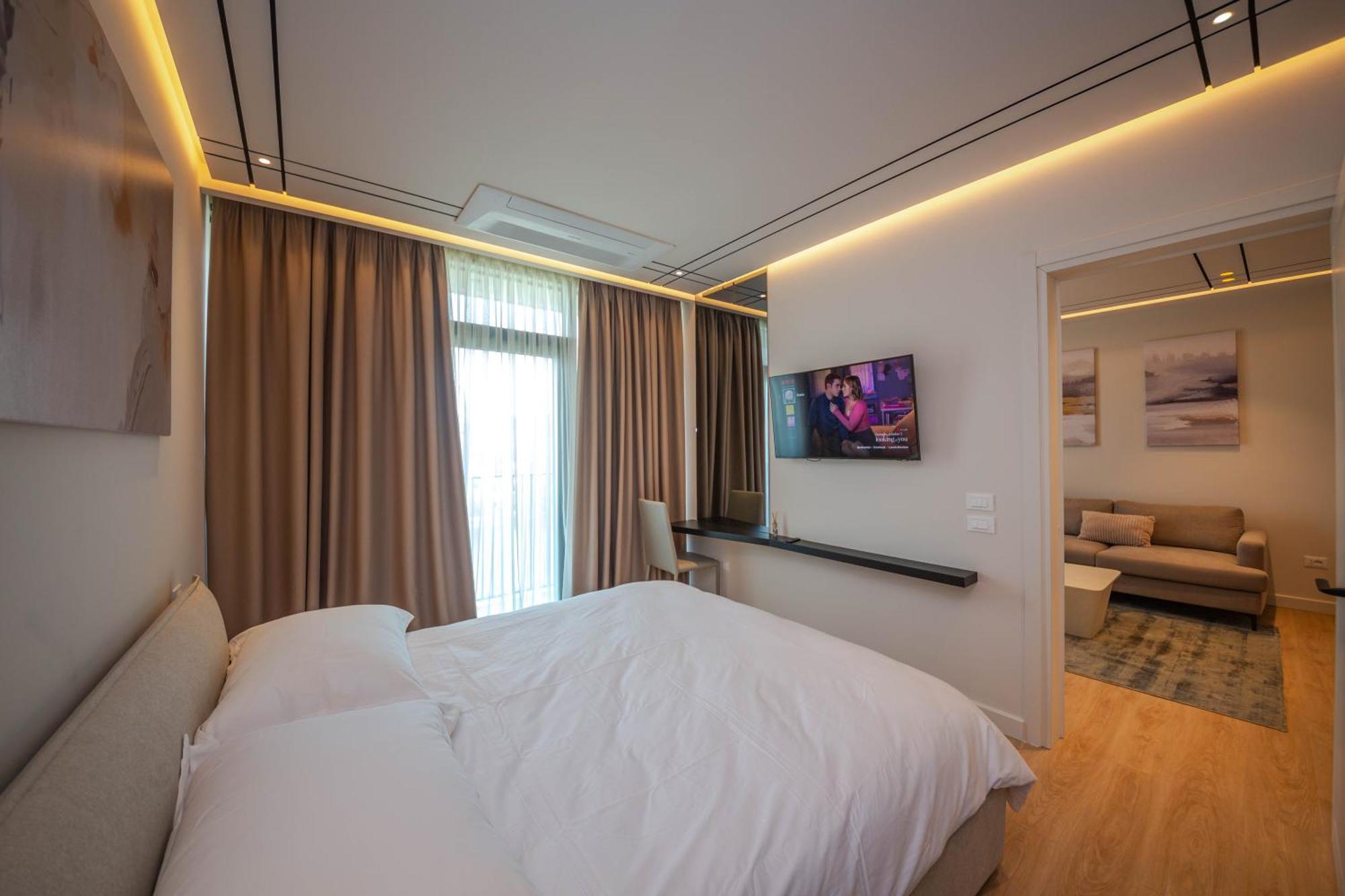 Side Appartement Tirana